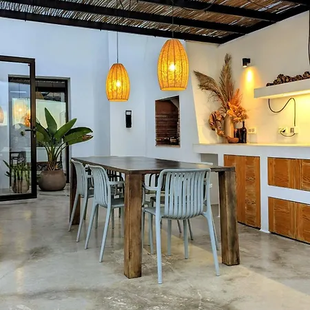 Casa Del Aljibe - La Casa * La Asomada (Lanzarote)