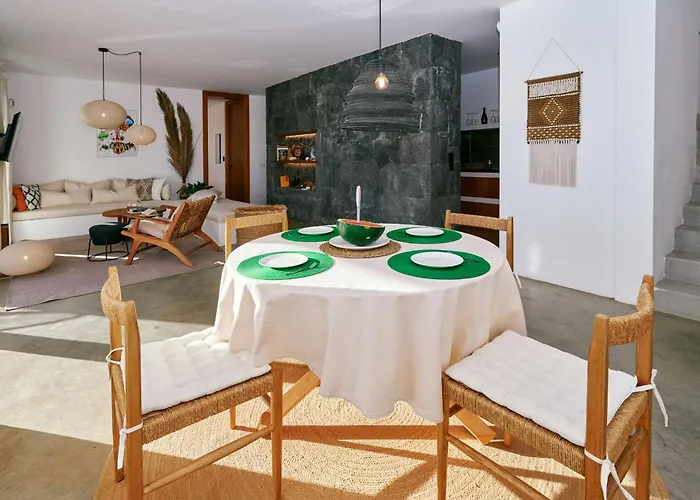 Casa Del Aljibe - La Casa *